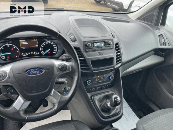 FORD Transit Connect auem_AE12636_05_hd.jpg