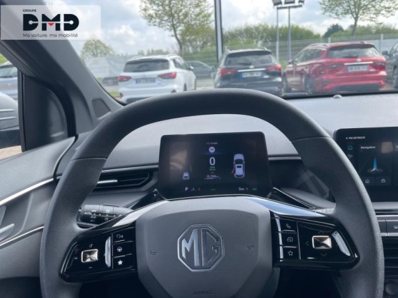MG MOTOR MG3 auem_ae353_09_hd.jpg