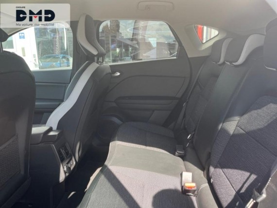 RENAULT Captur auem_FR67982_07_hd.jpg