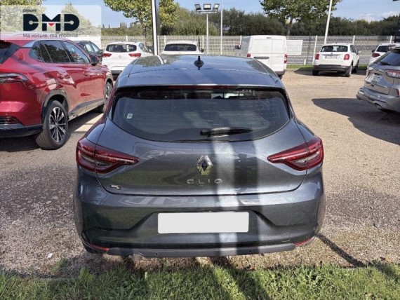 RENAULT Clio auem_AE12717_03_hd.jpg