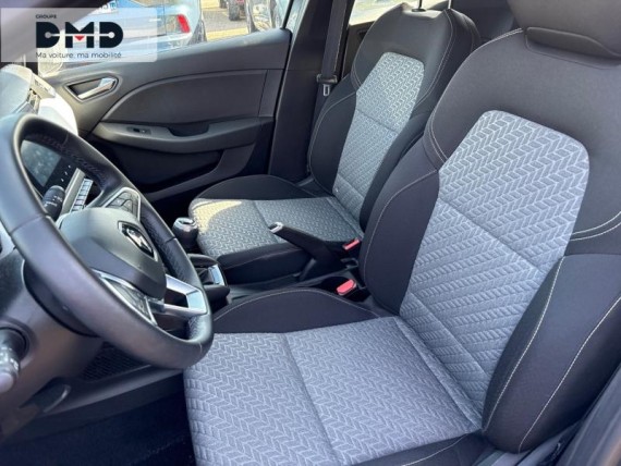 RENAULT Clio auem_AE12717_07_hd.jpg