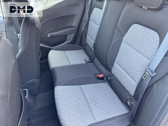 RENAULT Clio auem_AE12717_08_hd.jpg