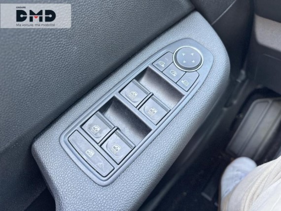 RENAULT Clio auem_AE12717_17_hd.jpg