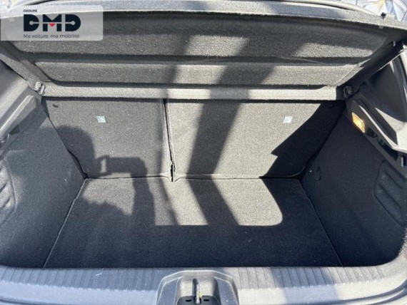 RENAULT Clio auem_AE12717_18_hd.jpg