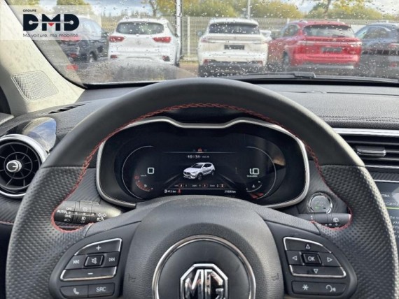 MG MOTOR ZS auem_AE12726_09_hd.jpg