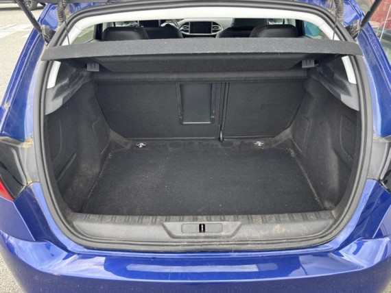 PEUGEOT 308 auem_FSB2202599_07_hd.jpg