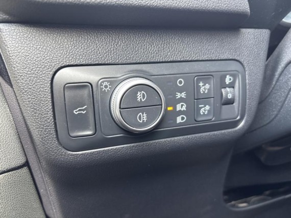 FORD Kuga auem_FDI55002190_17_hd.jpg