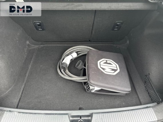 MG MOTOR MG4 auem_AE12704_16_hd.jpg