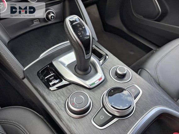 ALFA ROMEO Stelvio auem_AE12710_18_hd.jpg