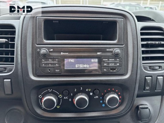 RENAULT Trafic Fg auem_AE12739_06_hd.jpg