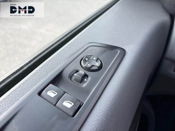 PEUGEOT Expert Fg auem_AE12723_12_hd.jpg