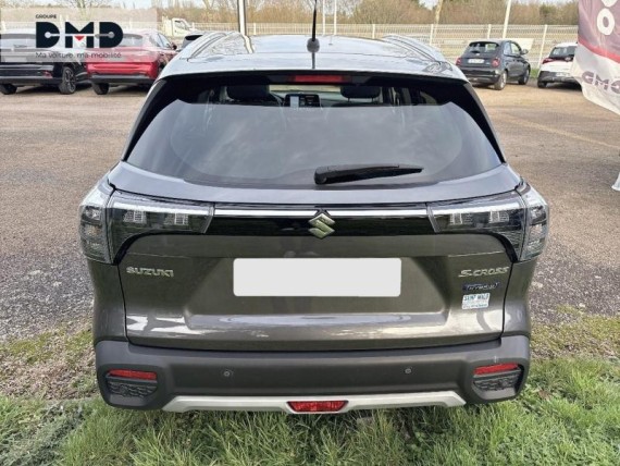 SUZUKI S-Cross auem_FSM517300_11_hd.jpg