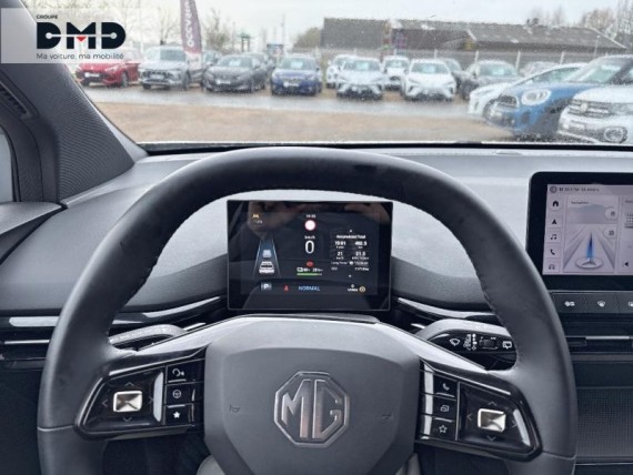 MG MOTOR MG4 auem_AE12751_12_hd.jpg