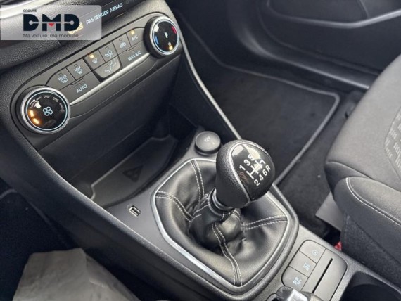 FORD Fiesta auem_FSM517309_17_hd.jpg