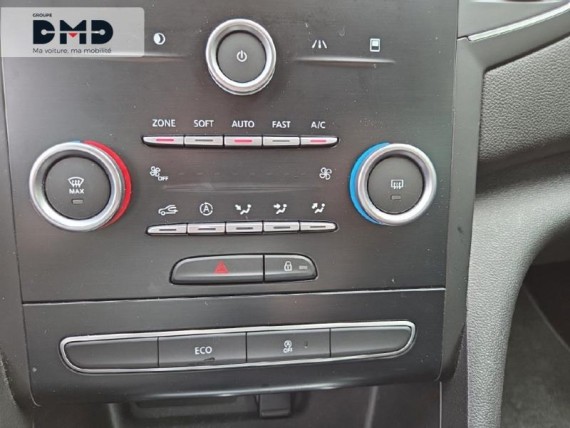 RENAULT Megane auem_FSM35929_17_hd.jpg