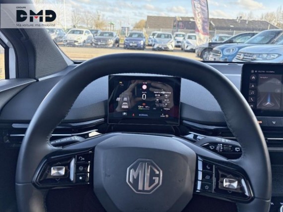 MG MOTOR MG4 auem_AE12769_07_hd.jpg