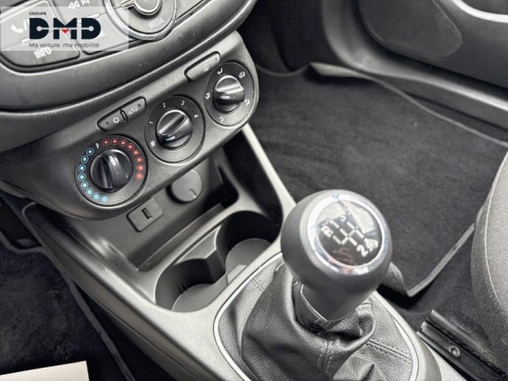 OPEL Corsa auem_AE12805_14_hd.jpg