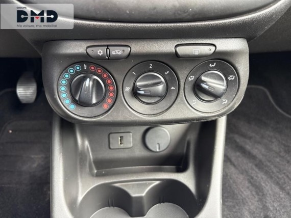 OPEL Corsa auem_AE12805_15_hd.jpg