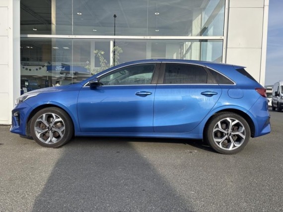 KIA Ceed auem_FSB2202896_02_hd.jpg