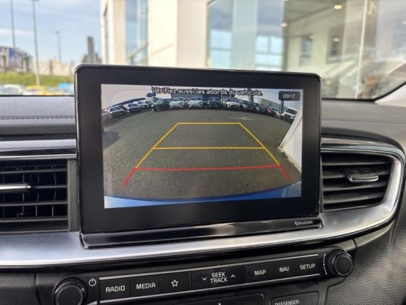 KIA Ceed auem_FSB2202896_14_hd.jpg