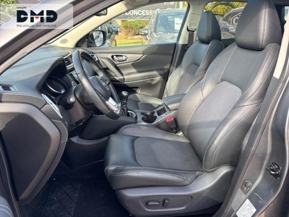 NISSAN Qashqai auem_AE12835_13_hd.jpg
