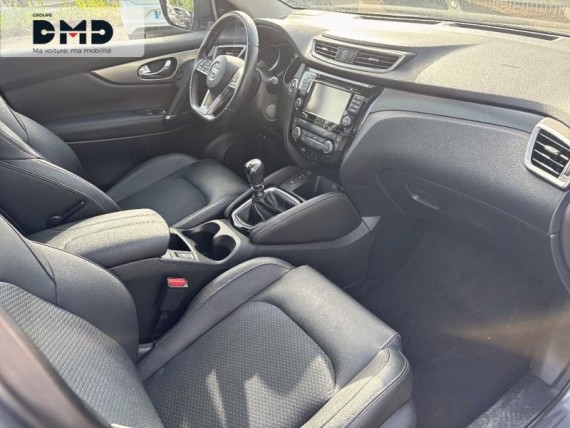 NISSAN Qashqai auem_AE12835_14_hd.jpg