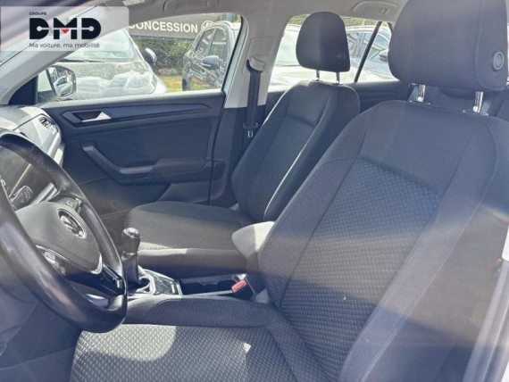 VOLKSWAGEN T-Roc auem_PO44986465_08_hd.jpg