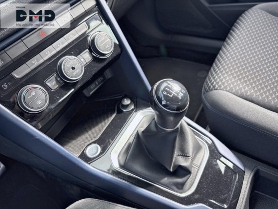 VOLKSWAGEN T-Roc auem_PO44986465_14_hd.jpg