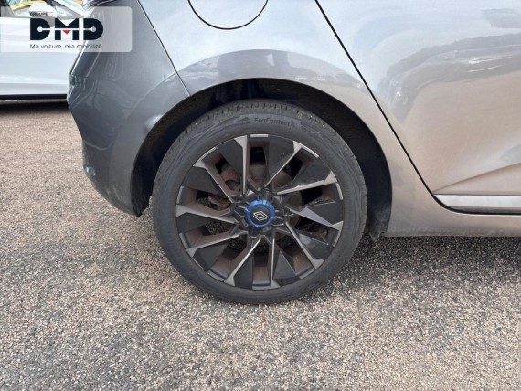 RENAULT Clio auem_AE12841_13_hd.jpg
