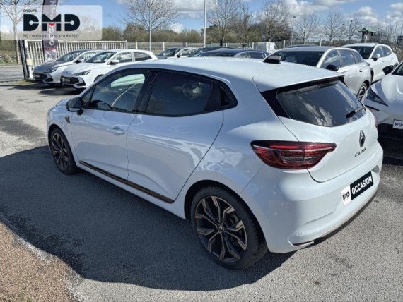 RENAULT Clio auem_AE12791_03_hd.jpg