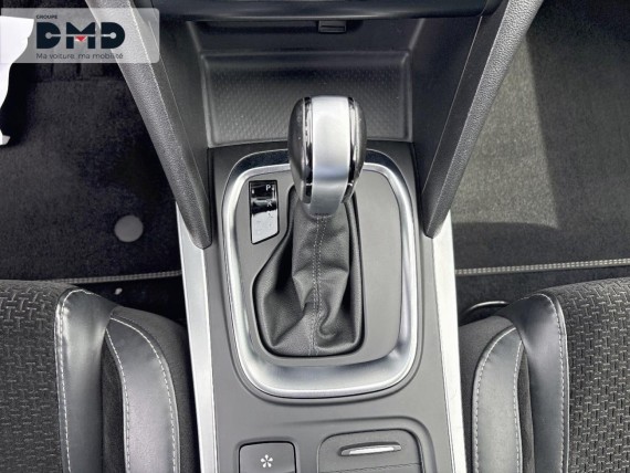 RENAULT Megane auem_AE12853_08_hd.jpg