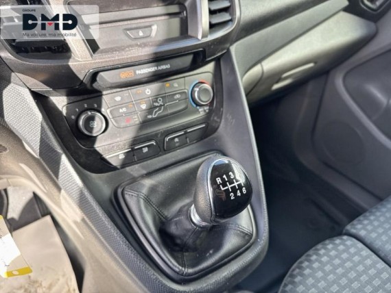FORD Transit Connect auem_FSM517366_08_hd.jpg