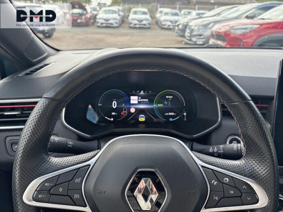RENAULT Clio auem_AE12839_11_hd.jpg