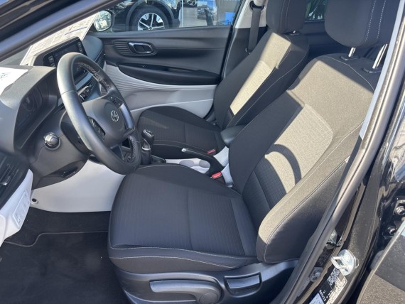HYUNDAI i20 auem_FSB2202946_06_hd.jpg