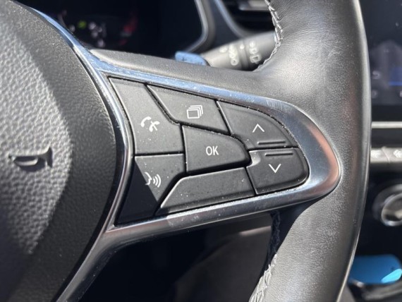 RENAULT Captur auem_FSB2202929_20_hd.jpg