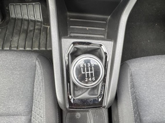 RENAULT Clio auem_FDI55002352_08_hd.jpg
