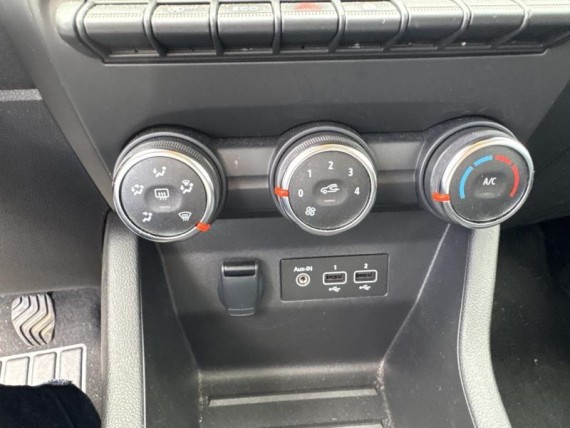 RENAULT Clio auem_FDI55002352_18_hd.jpg