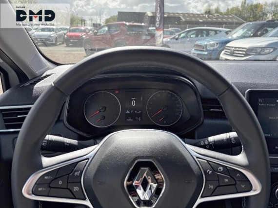RENAULT Clio auem_AE12799_11_hd.jpg
