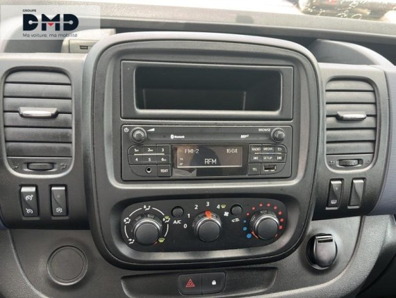 OPEL Vivaro Combi auem_ST43238765_09_hd.jpg
