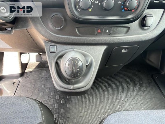 OPEL Vivaro Combi auem_ST43238765_10_hd.jpg