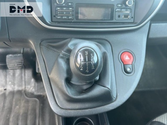 RENAULT Kangoo Express auem_AE12663_08_hd.jpg