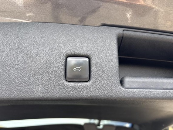 FORD Kuga auem_FDI55002190_15_hd.jpg