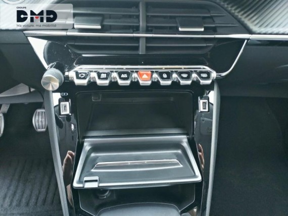 PEUGEOT 2008 auem_AE35840_16_hd.jpg