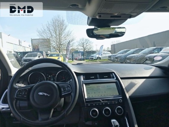 JAGUAR E-Pace auem_FR68270_05_hd.jpg