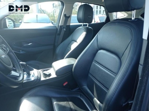 JAGUAR E-Pace auem_FR68270_09_hd.jpg